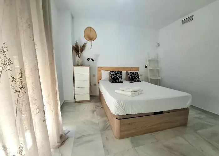 Centro Mm, 1 Dormt Y Garaje Gratis * Malaga